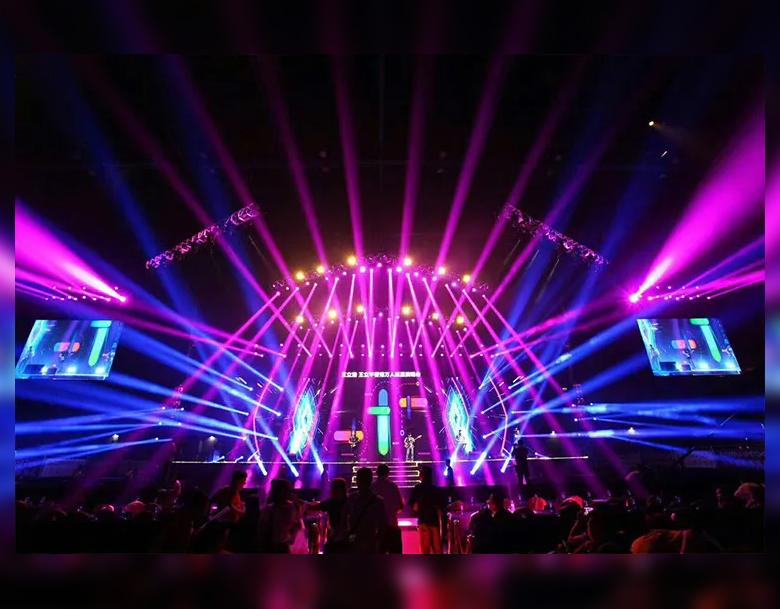 舞臺(tái)燈光燈位布罩解析